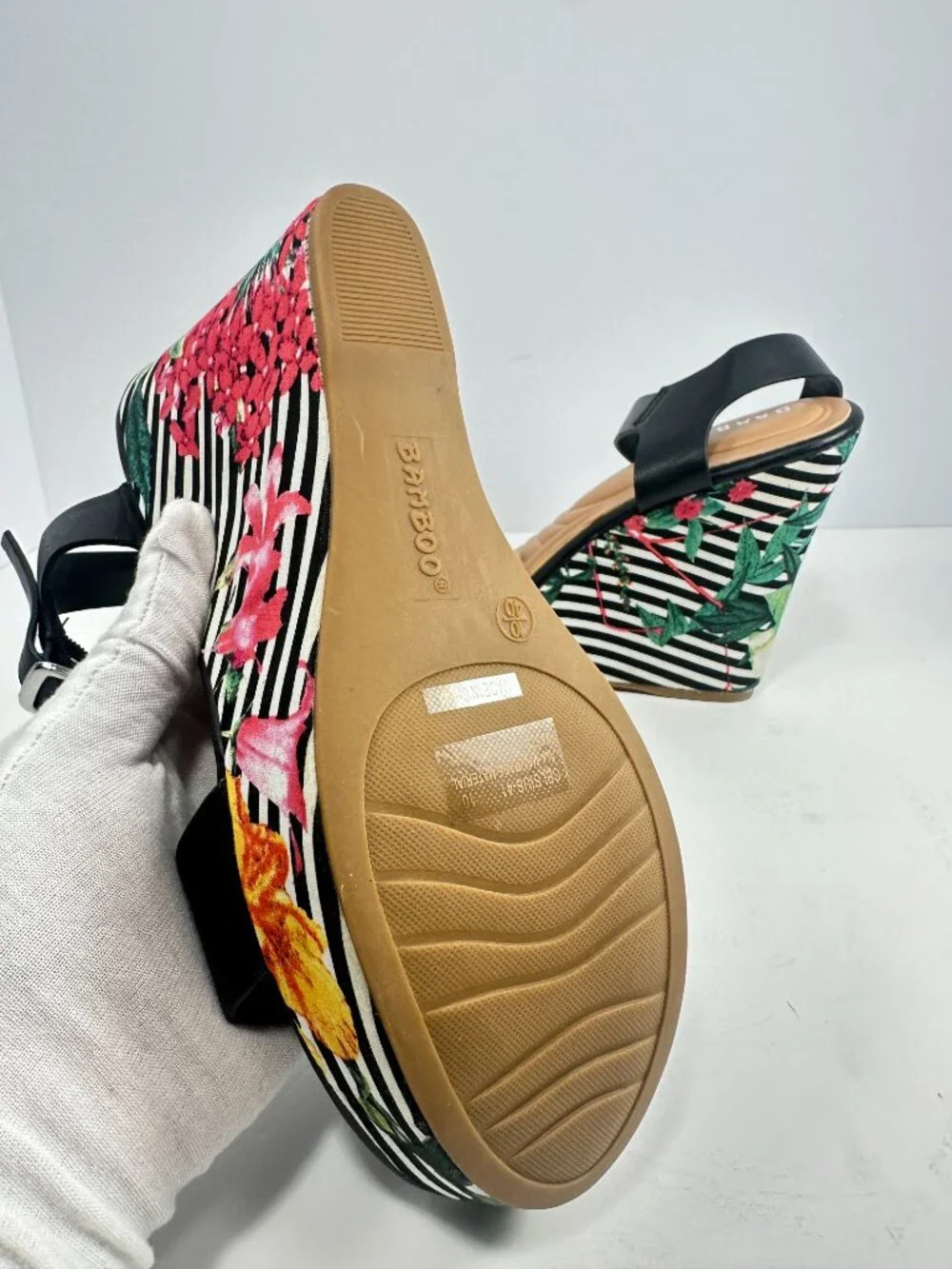 Bamboo Black/Colorful Flowers Platform Heels